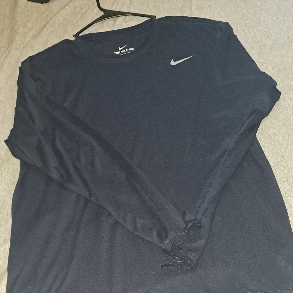 Nike Men’s Long-Sleeve Crew Shirt - Black